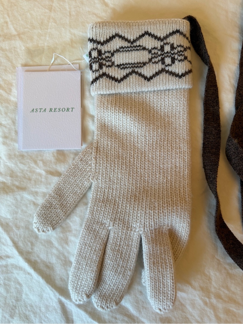 Asta Resort Cream Jemima Knit Gloves